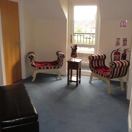 Castleview House 4* Trim