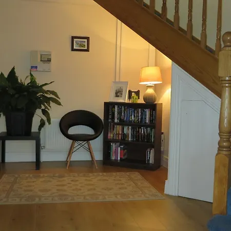 Castleview House 4*