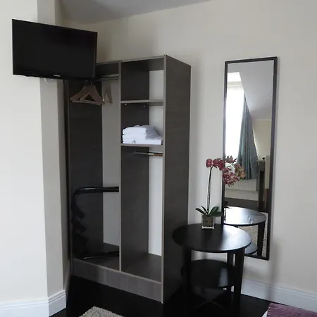 Bed and breakfast Castleview House Trim