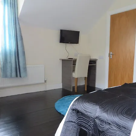 Castleview House 4* Trim