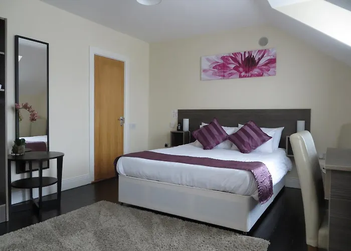 Castleview House Trim